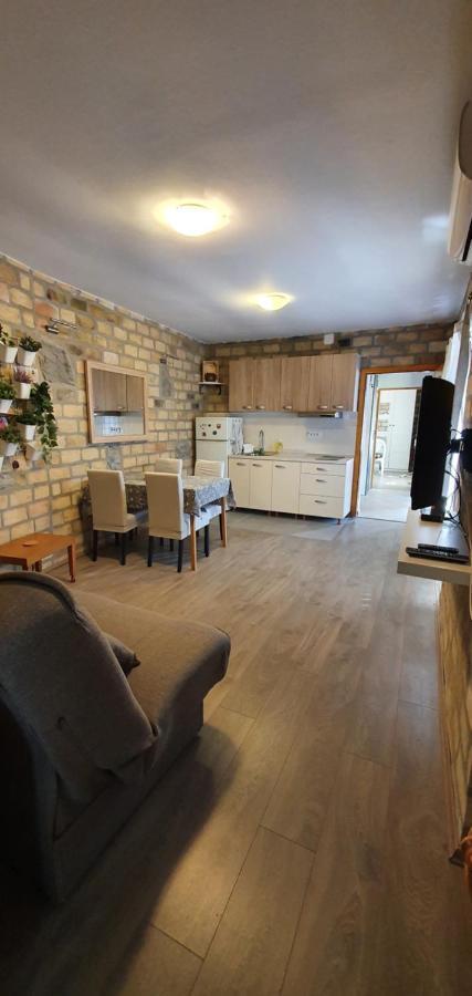 Bakina Kuca Apartamento Golubac Exterior foto